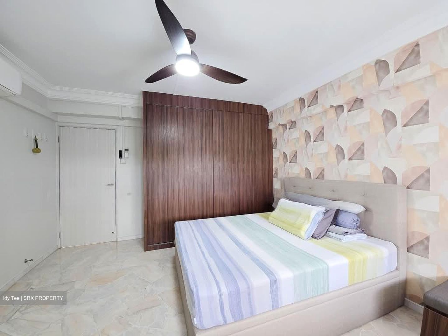 Blk 553 Choa Chu Kang North 6 (Choa Chu Kang), HDB Executive #554540931